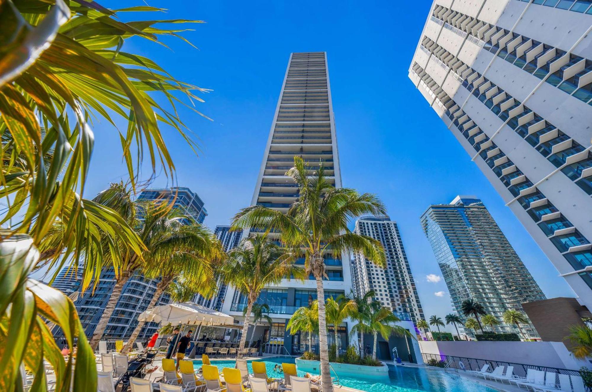 Luxury With View * Miami